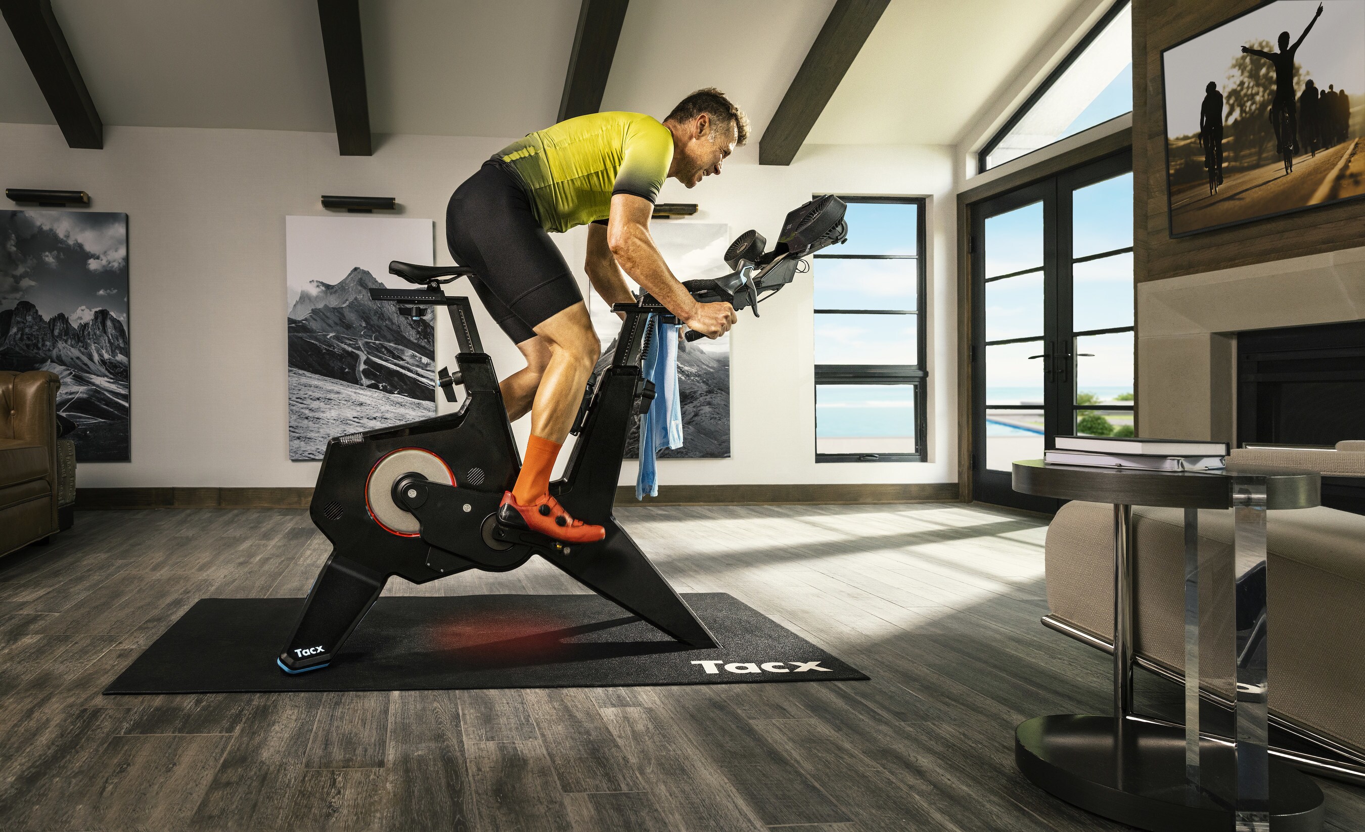 Garmin tacx neo discount bike smart trainer